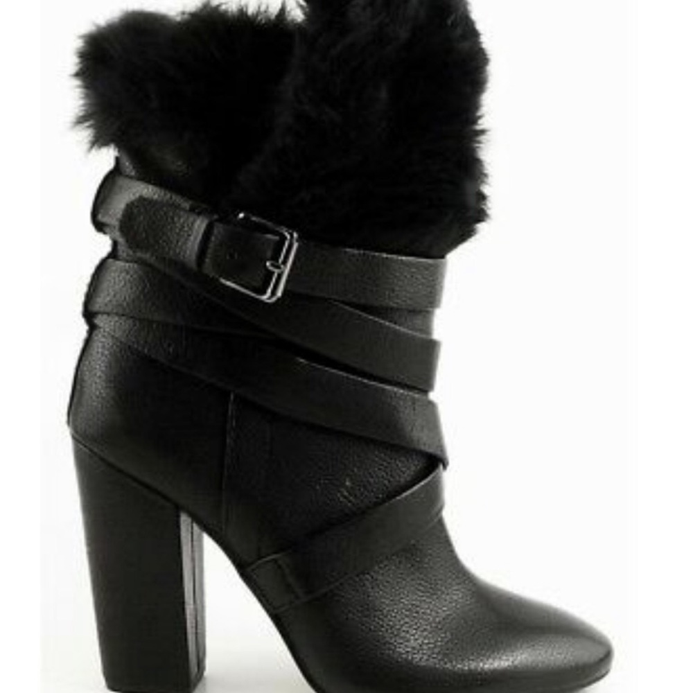 Pour La Victoire Chic Black Leather Fur Trim Boots - Picture 9 of 14